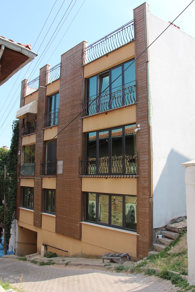 ÇINAR APARTMANI | 2011